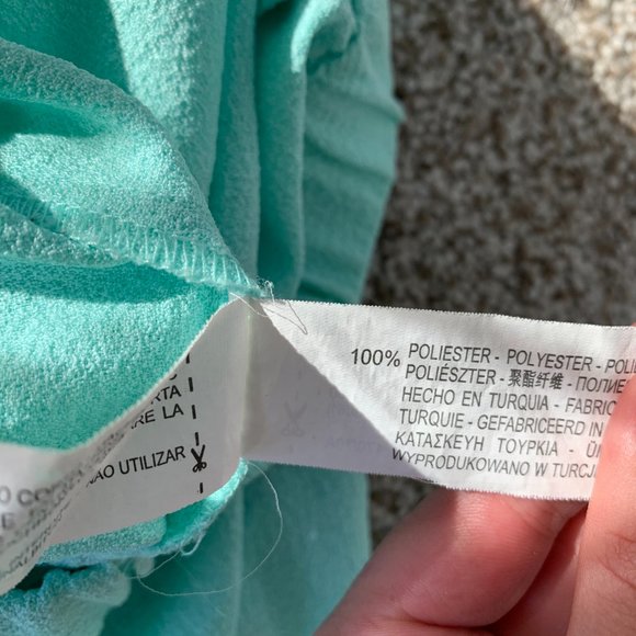 Zara - teal shorts with embroidered hem - Picture 6 of 6